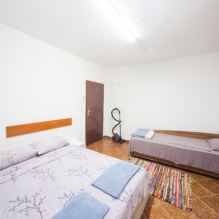 Center - Basic Flat - 10 Min To The Beach Burgas Exterior foto